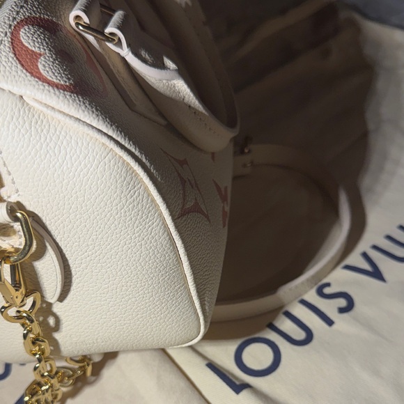 Louis Vuitton Monogram Empreinte Speedy Bandouliere 20 - Picture 12 of 12